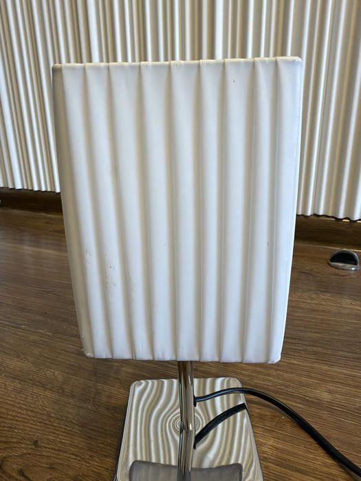 Lampka nocna  z srebną podstawą