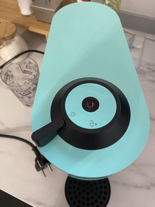 Máquina de Café Nespresso Vertuo Pop Mint