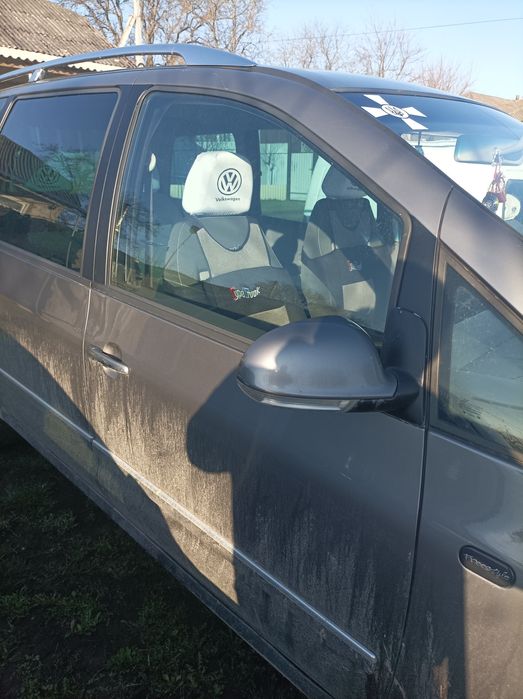 Обміняю шарана ключ на ключ на течека чи віто  чи пасата на бляхі