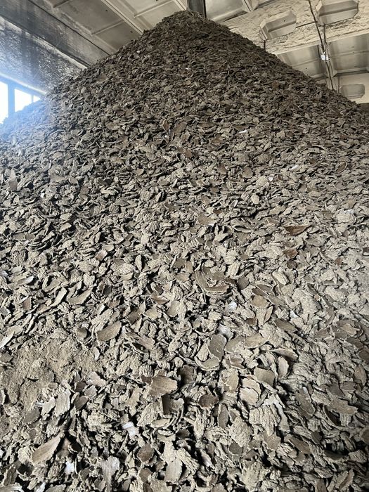 Продаемо макуху соняшникову технічну.