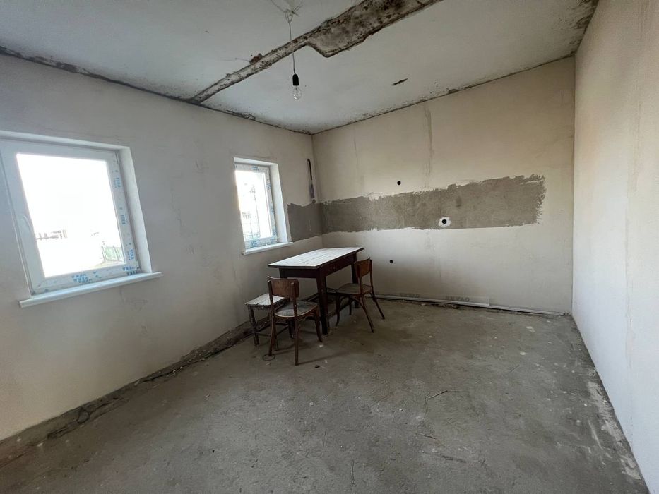 Продаж будинку в Стрижавці