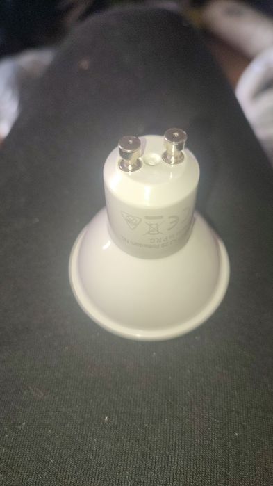 Żarówka LED 230V 4.2W 3000K 345lm 36°
