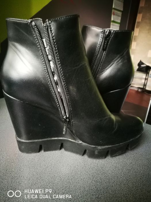 Sprzedam buty rozmiar 40