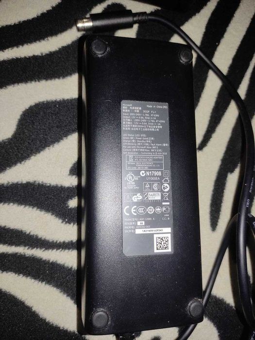 Xbox 360 E 320 GB