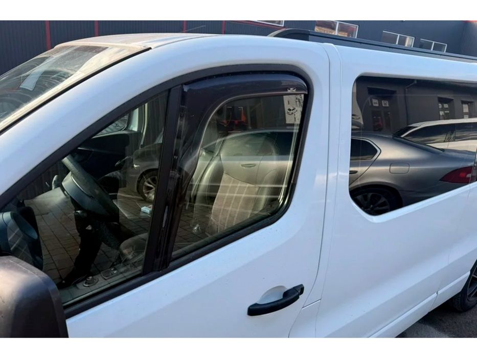 Renault Trafic/Opel Vivaro (2015+) Вітровики вставні (2 шт, HIC)
