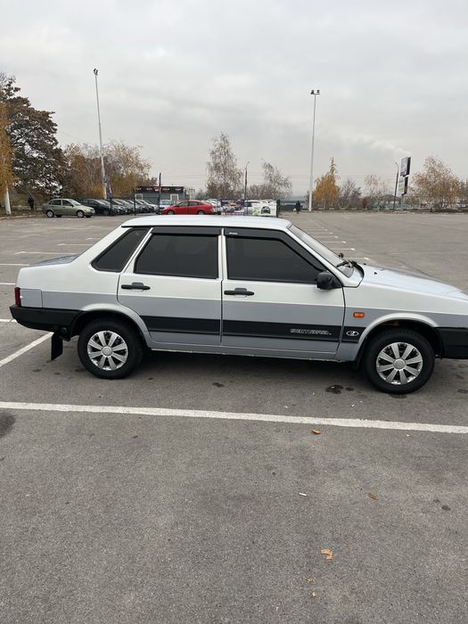 Продам ваз 21099