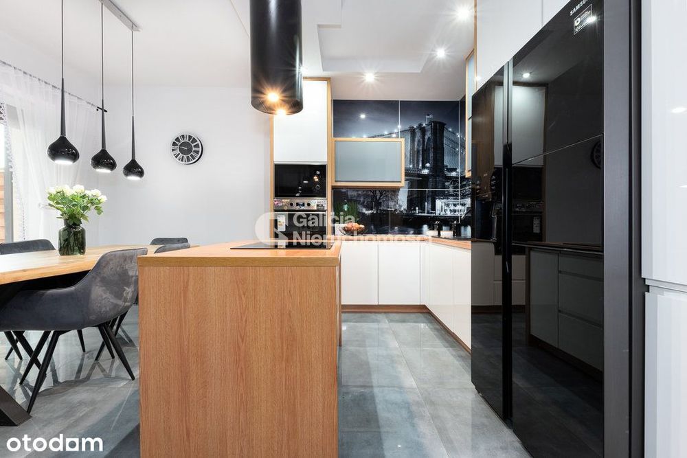 Gotowa do wejścia szeregówka z garażem