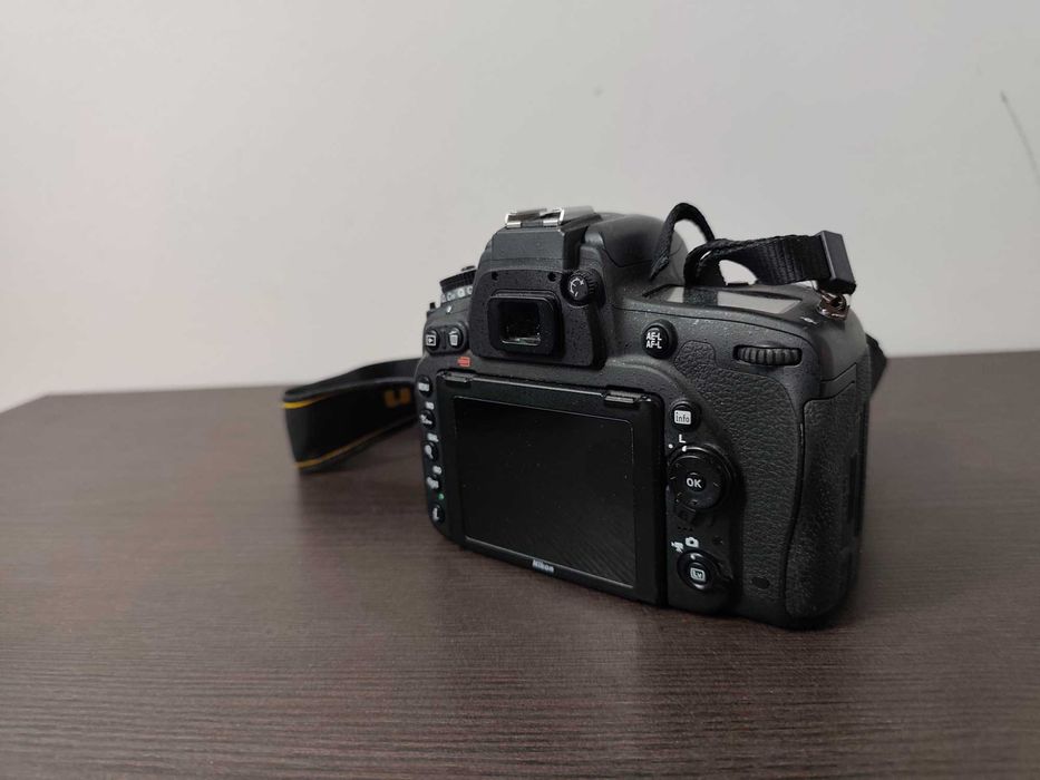 Nikon D750 przebieg 83 tys