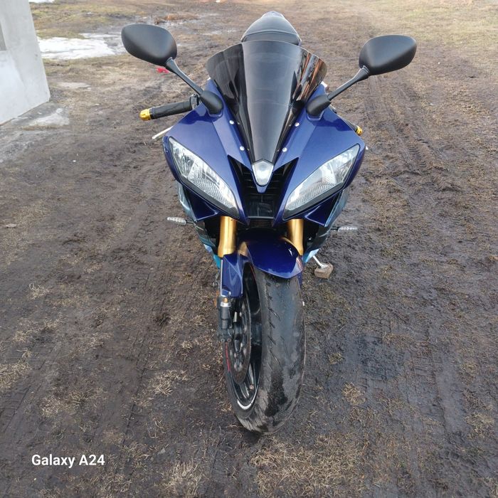 Yamaha YZF R6 600см²