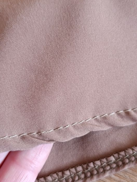 Гарненька блуза.