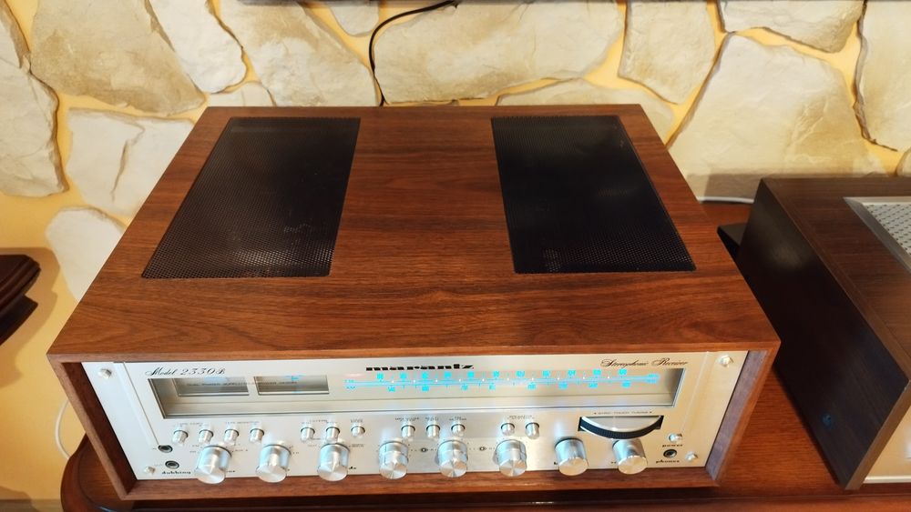 Amplituner Marantz 2330 b