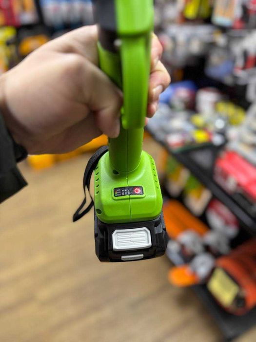 Секатор сікатор сучкріз акумуляторний  з гарантією та акб і зарядкою