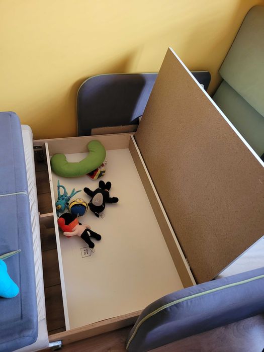 Sofa dwuosobowa rozkładana