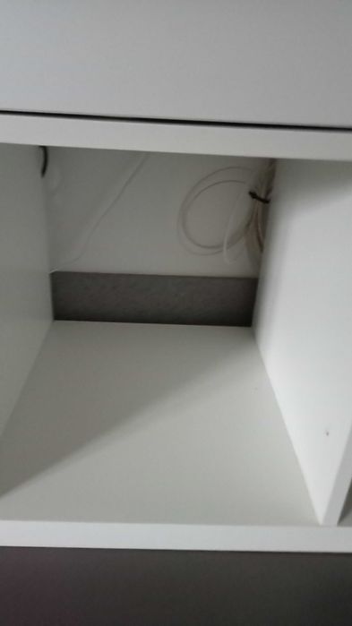 Aparador branco Ikea