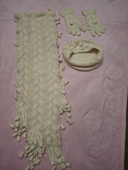 Вязаний набір берет, шарф б/в