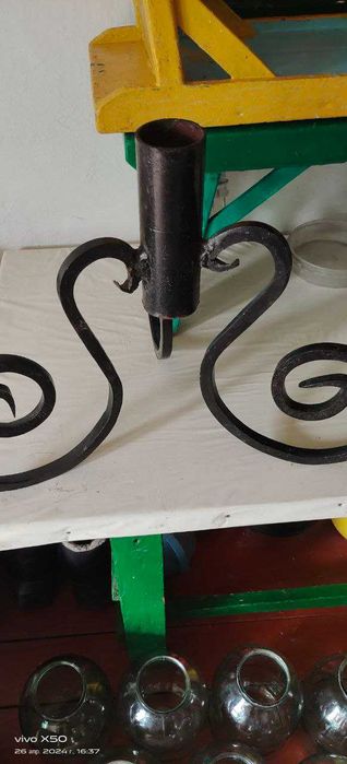 Підставка для столу