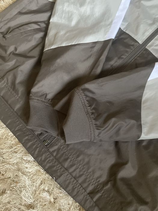 Kurtka przeciwdeszowa Under Armour Nowa