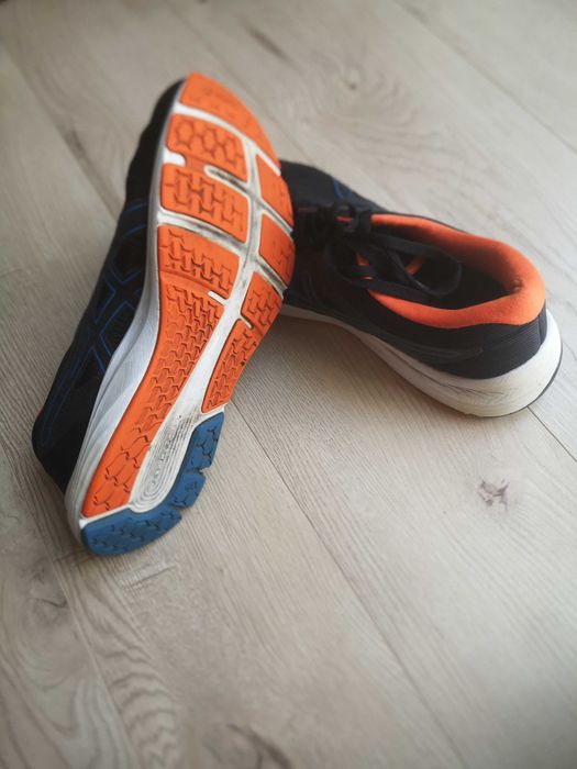 Buty do biegania Asics Gel-Pulse 12, r. 41,5 - wkładka. 273mm