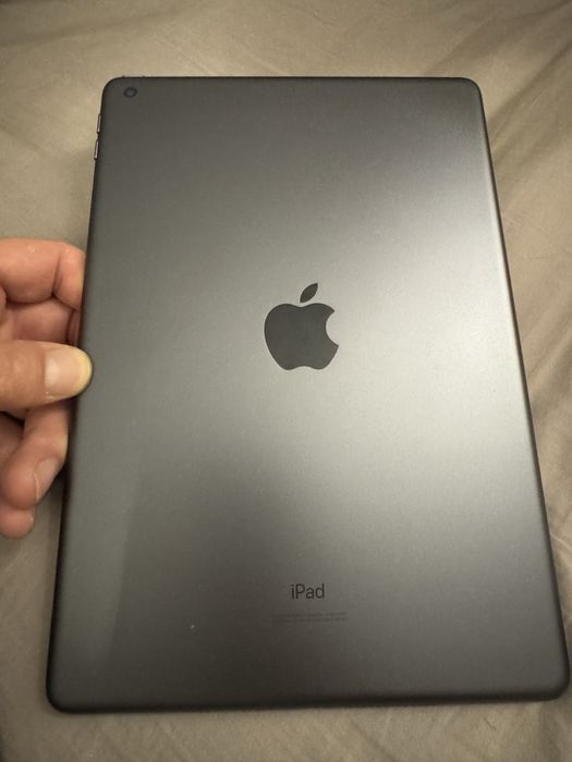 Продам Apple Ipad 7