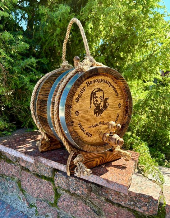 Бочка дубовая діжка дубова для напоїв алкоголя самогону вина віскі