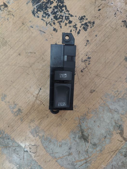 Audi A8 D3 przycisk start stop