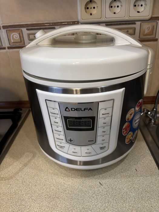 Мультиварка Delfa