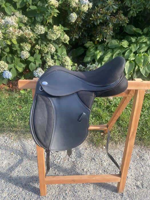 Siodło wszechstronne Thorowgood Pony 15 cali