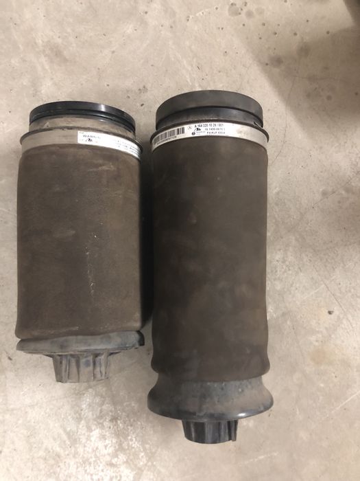 Задняя пневмоподушка Mercedes  W164