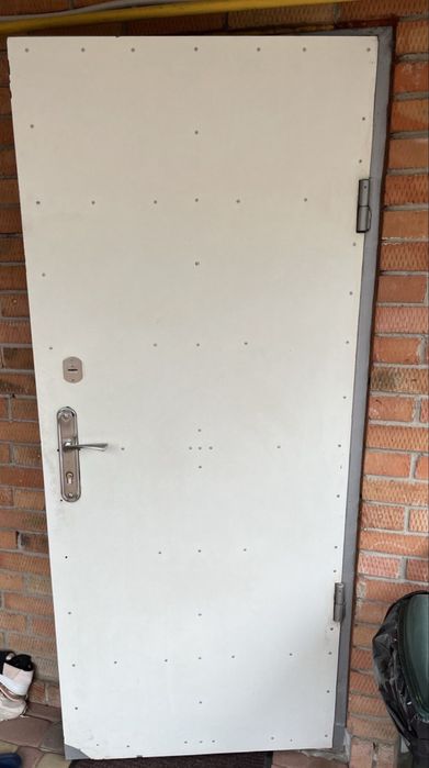 Двері броньовані