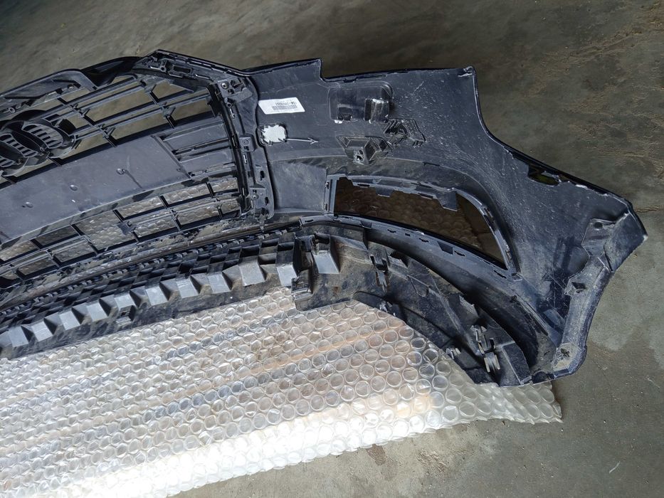 Zderzak Przód przedni AUDI A3 8V Sedan Lift 8V5.807.437P