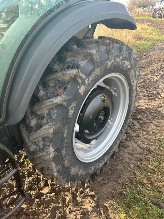 Мінітрактор Скаут ТЕ 504С широка резина