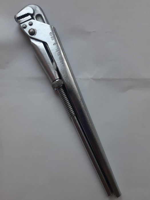 Ключ універсальний трубний розмірами від 10 до 36 мм