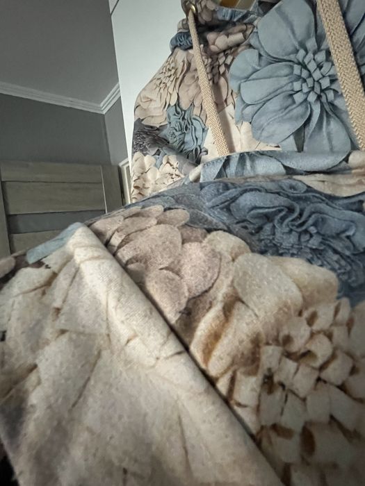 Bluza z kapturem S kwiaty