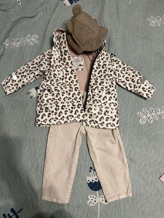 Одяг для дівчинки , дощовик, куртка , штани ,шапка , костюм 1,5-2 роки