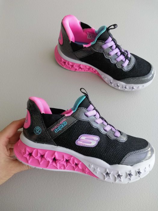 Кросівки Skechers, р. 34.