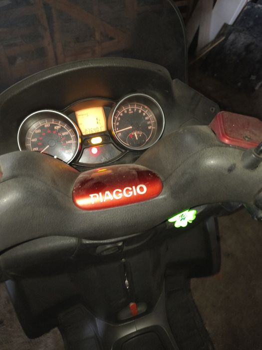 Skuter Piaggio mp3