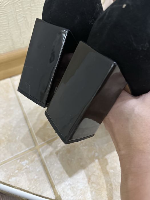 Туфлі черні замшеві розмір 40