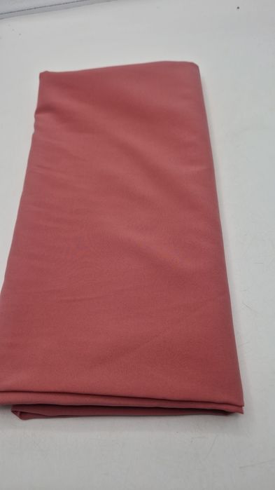 Tkanina kupon 2 m.x 124 cm.delikatna/cieńsza