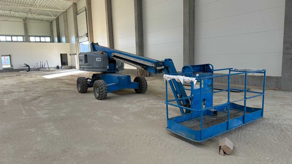 Podnośnik teleskopowy GENIE S-45 (39)