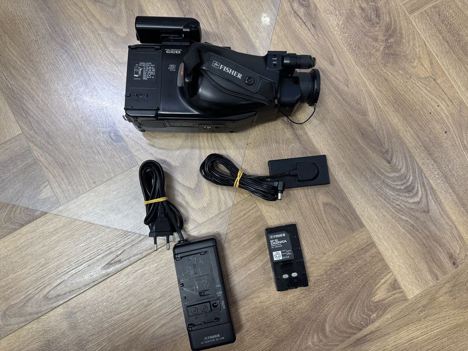 Kamera Analogowa Video8 Fisher FVC-P720 na części