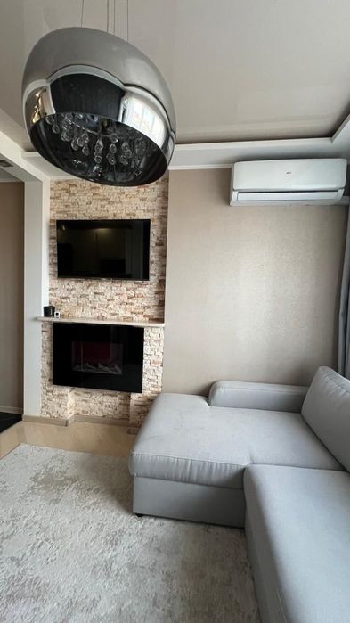 Продаж 2- кімнатної квартири по вулиці Кн. Ольги 4/9 ц, 62 м/кв, кімна