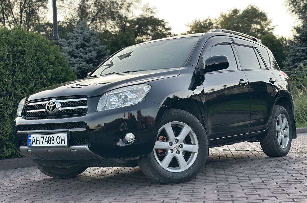 Продам Toyota RAV4 2007 2.0 бензин полный привод