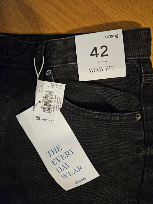 Damskie  Jeansy roz 42