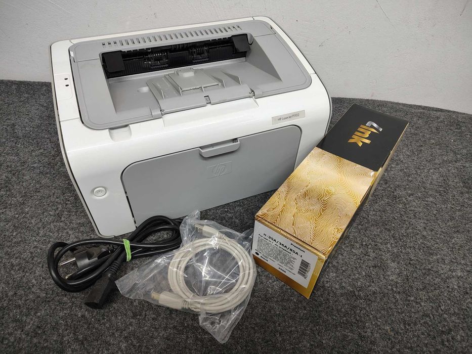 Laserowa HP Laserjet P1102 z nowym tonerem i przewodami