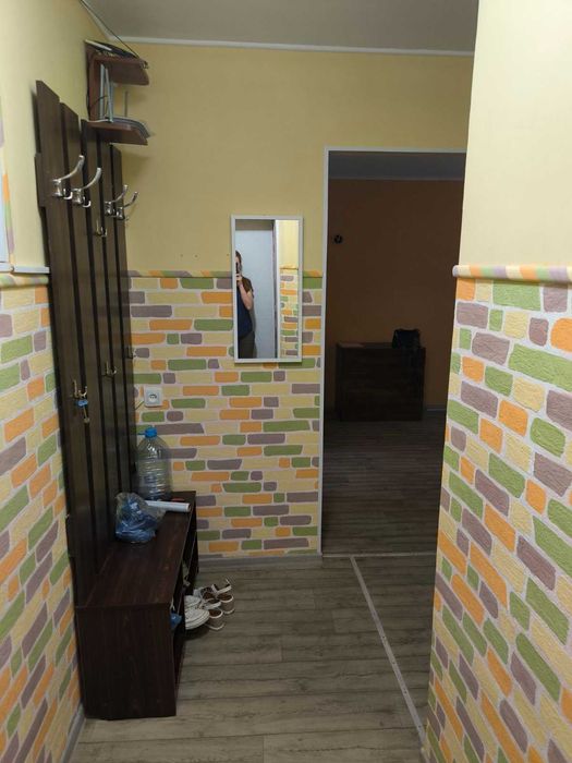 Здам 2 -кімнатну кв, м. Дніпро, площа Новокодацька. Від господаря.