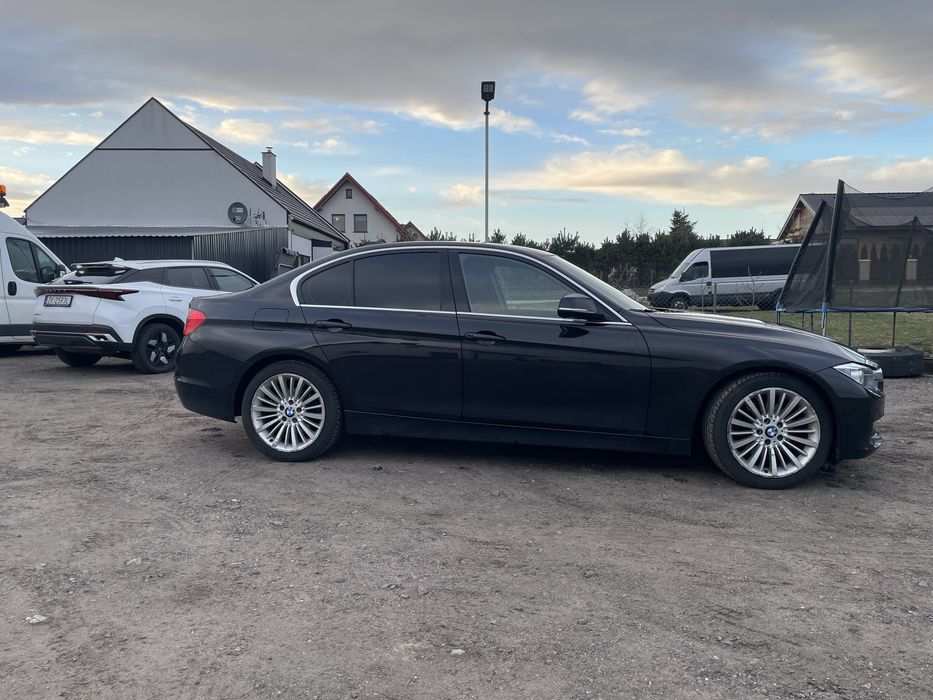 Sprzedam BMW f30  245km .