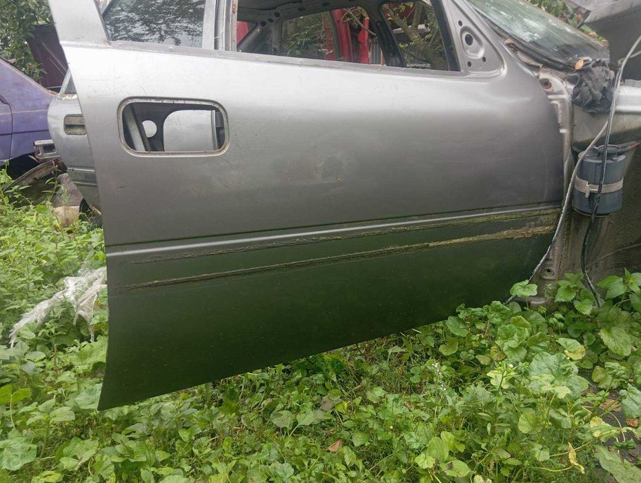 Цапфа Опель вектра а ступиця vectra a стойка поворотний кулак