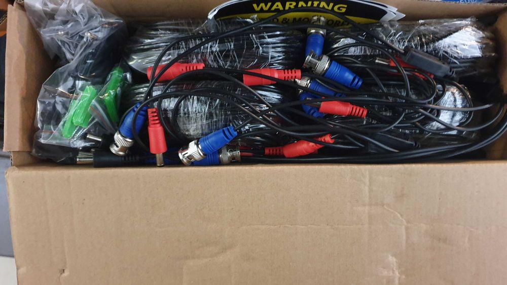 Conjunto 4 câmaras com cabos