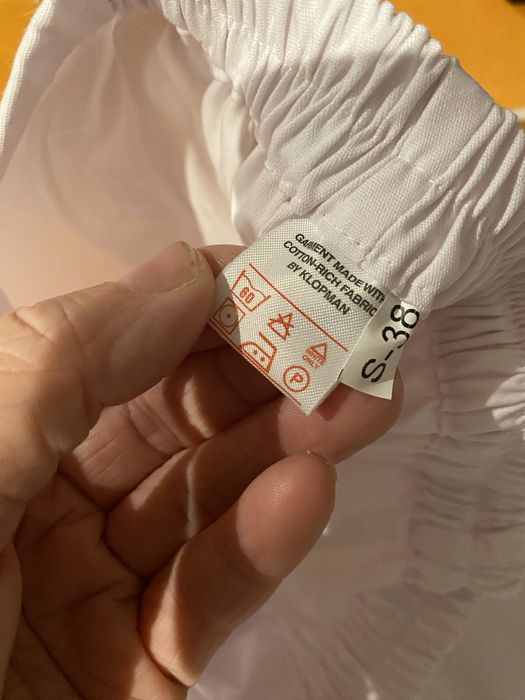 Spodnie medyczne nowe białe 36