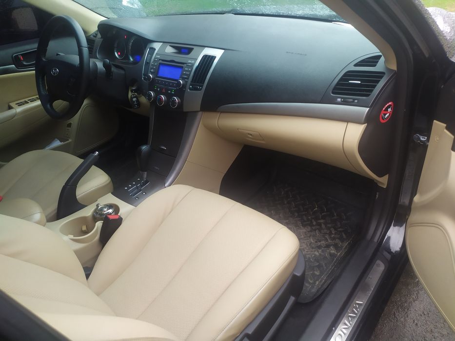 Hyundai Sonata 2.4  газ.бензин